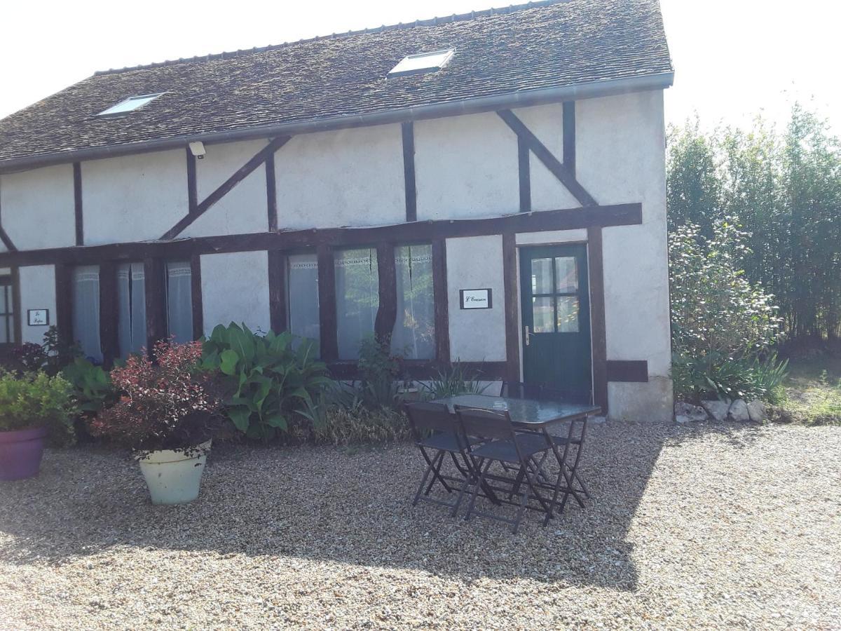 La Belviniere Chambres Et Table D'Hotes Tour-en-Sologne Exterior foto